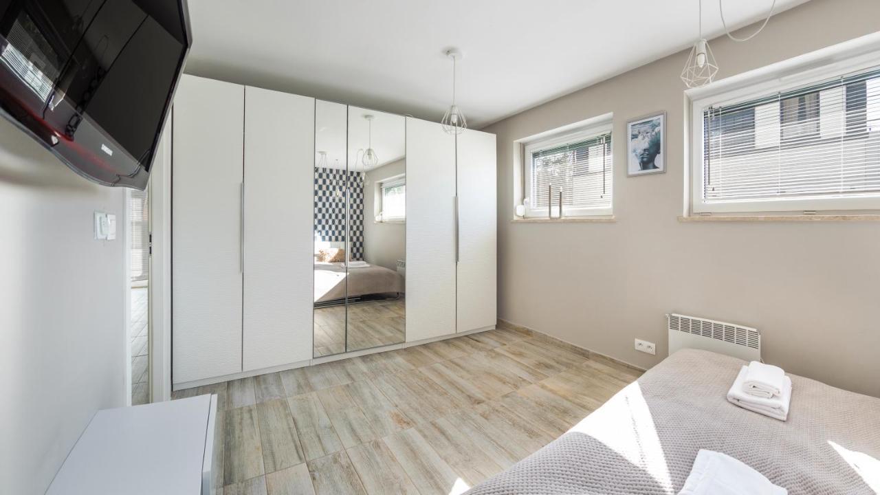 Sloneczny Apartment Lukecin